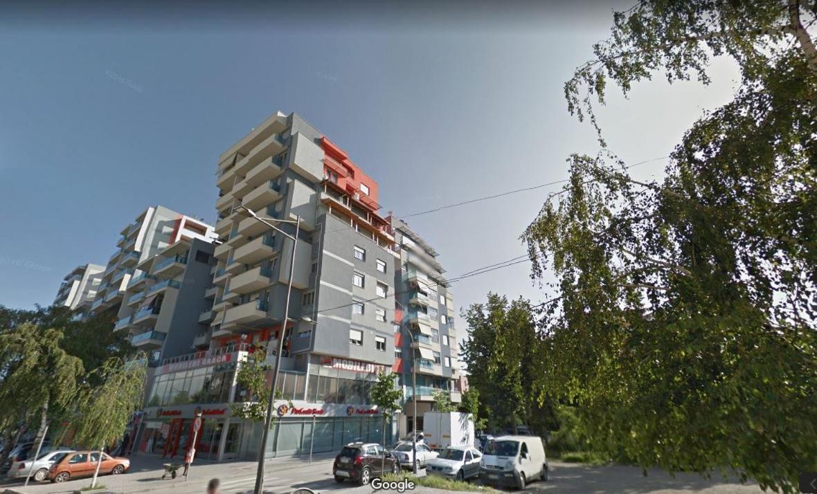 Modern Apartment Korca 3 Exterior photo
