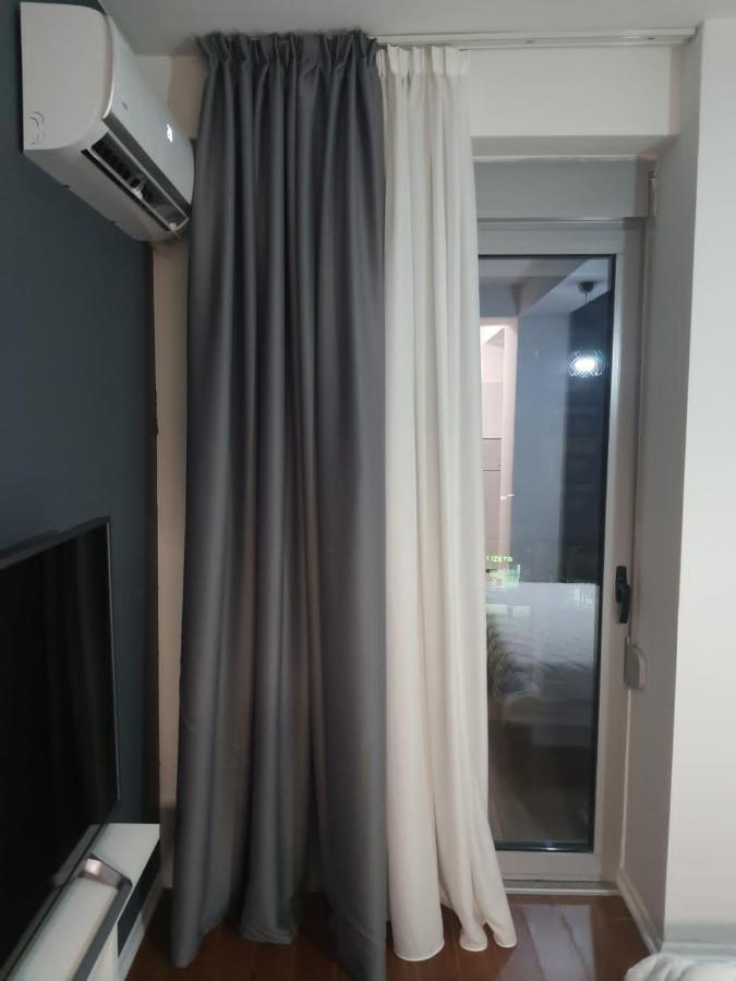 Modern Apartment Korca 3 Exterior photo